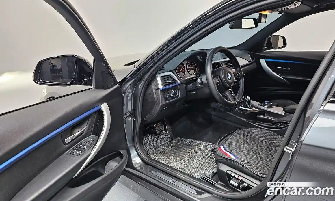 BMW 3-Series 2018 2.0 гидро, фото 13