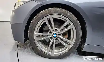 BMW 3-Series 2018 2.0 гидро, миниатюра 5