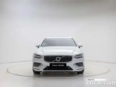 Volvo S60 2024 2.0 автомат (гидро), миниатюра 2
