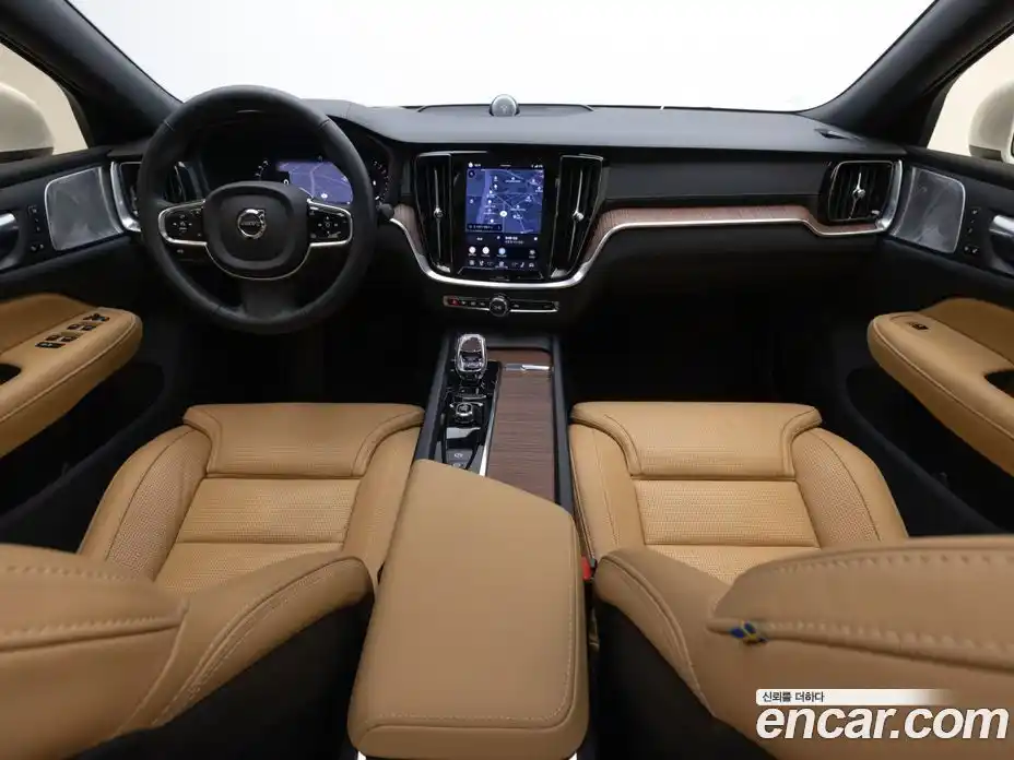 Volvo S60 2024 2.0 автомат (гидро), фото 7
