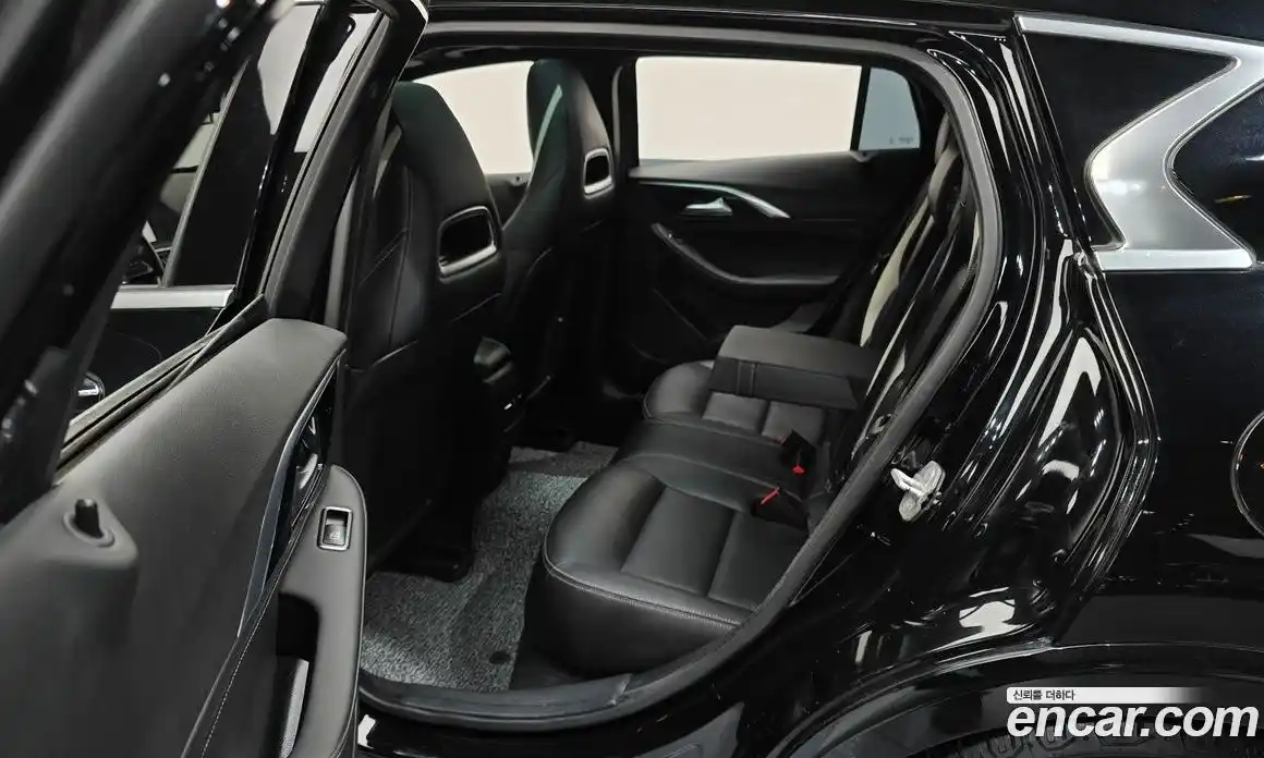 Infiniti Q30 2017 2.0 гидро, фото 12