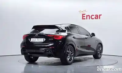 Infiniti Q30 2017 2.0 гидро, миниатюра 2