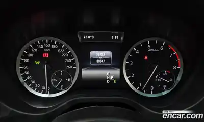 Infiniti Q30 2017 2.0 гидро, миниатюра 8