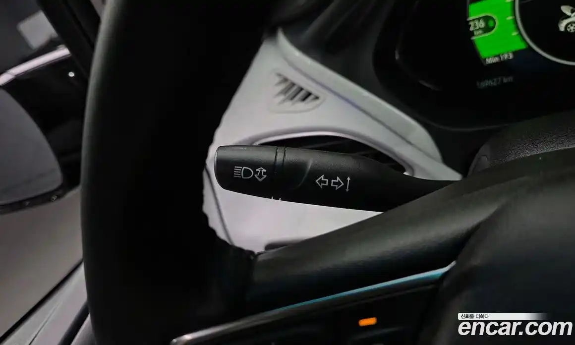Chevrolet Bolt EV 2019 0.2 гидро, фото 17