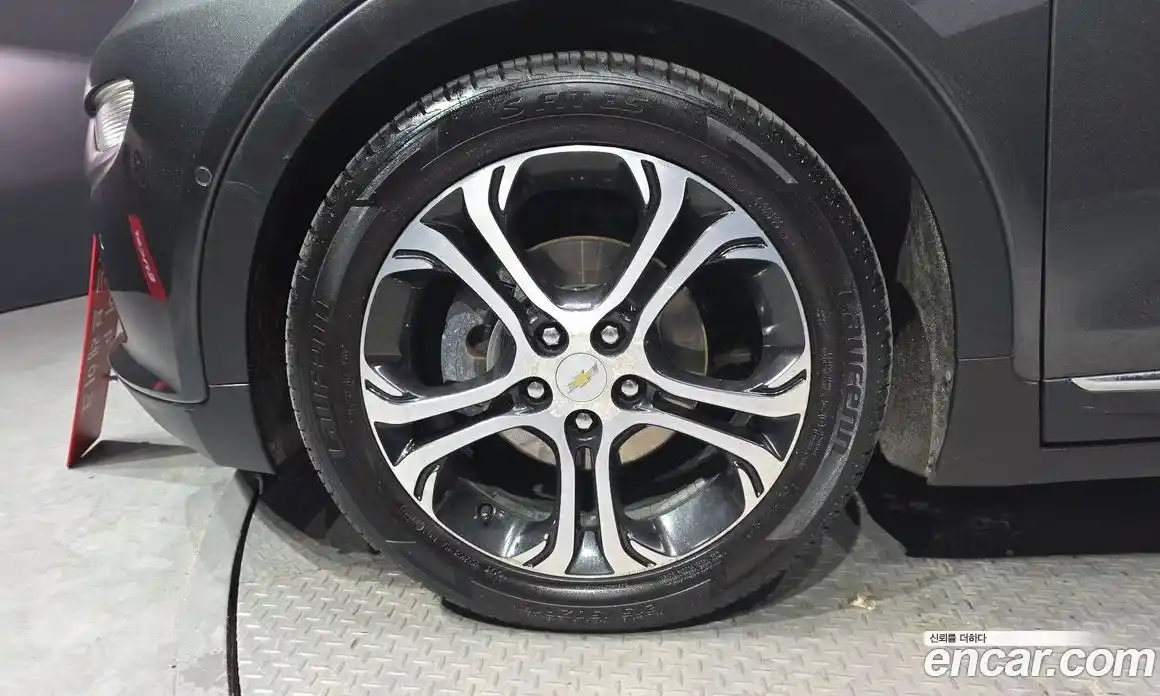 Chevrolet Bolt EV 2019 0.2 гидро, фото 5