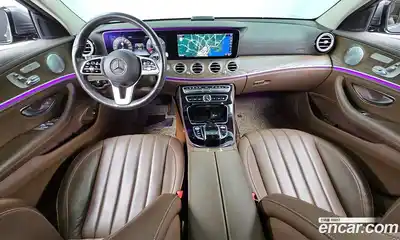 Mercedes-Benz E-Class 2018 2.0 автомат (гидро), миниатюра 7