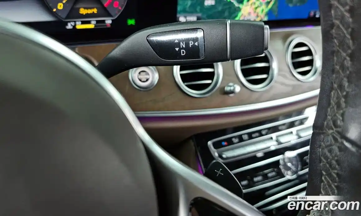 Mercedes-Benz E-Class 2018 2.0 автомат (гидро), фото 9