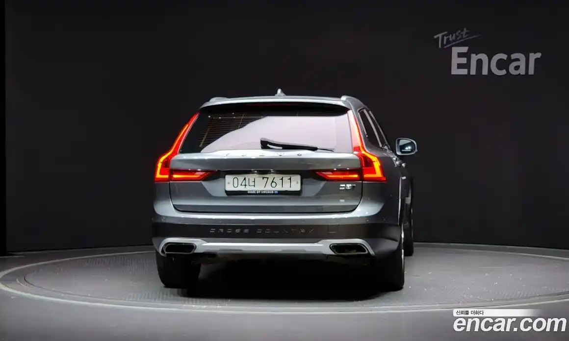 Volvo V90 2017 2.0 автомат (гидро), фото 4