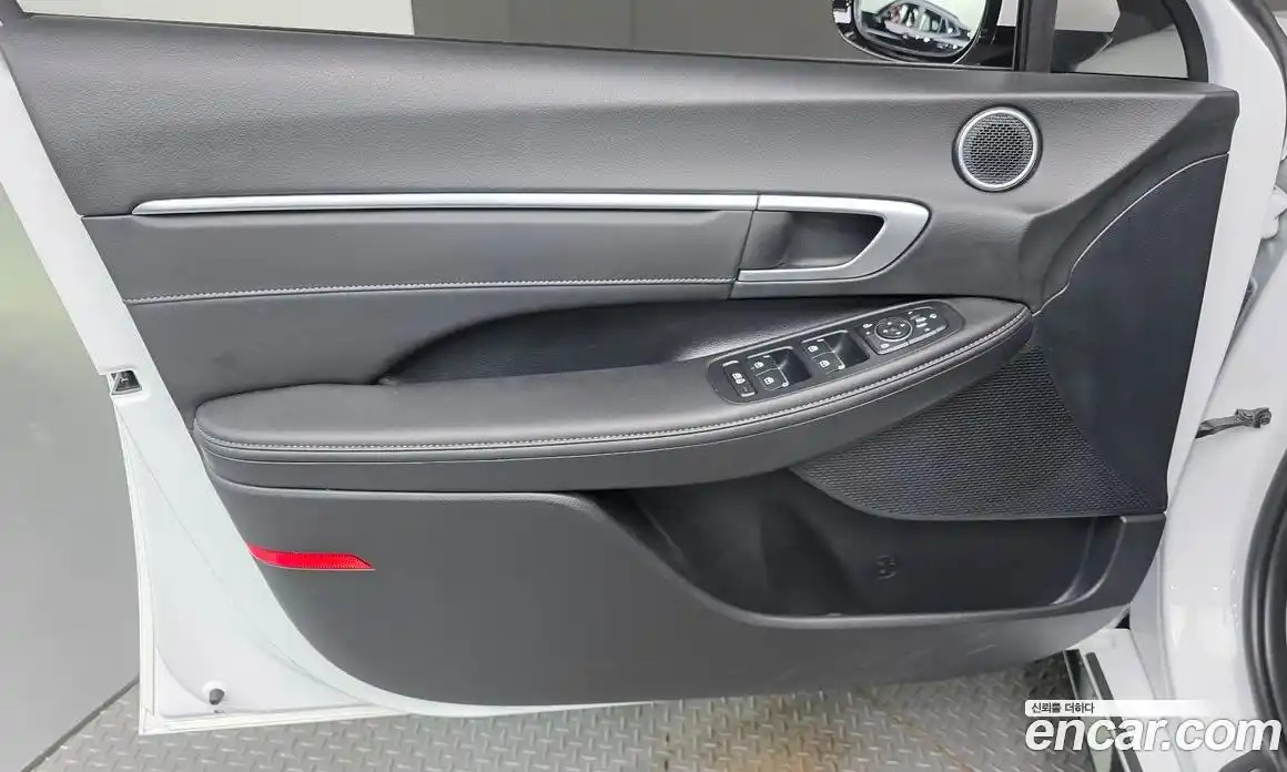 Hyundai Sonata 2025 2.0 автомат (гидро), фото 14