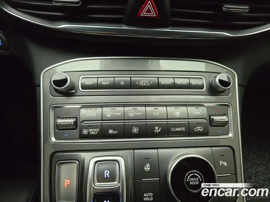 Hyundai Santa Fe 2023 1.6 гидро, фото 16