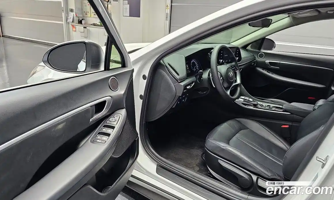 Hyundai Sonata 2022 2.0 гидро, фото 13