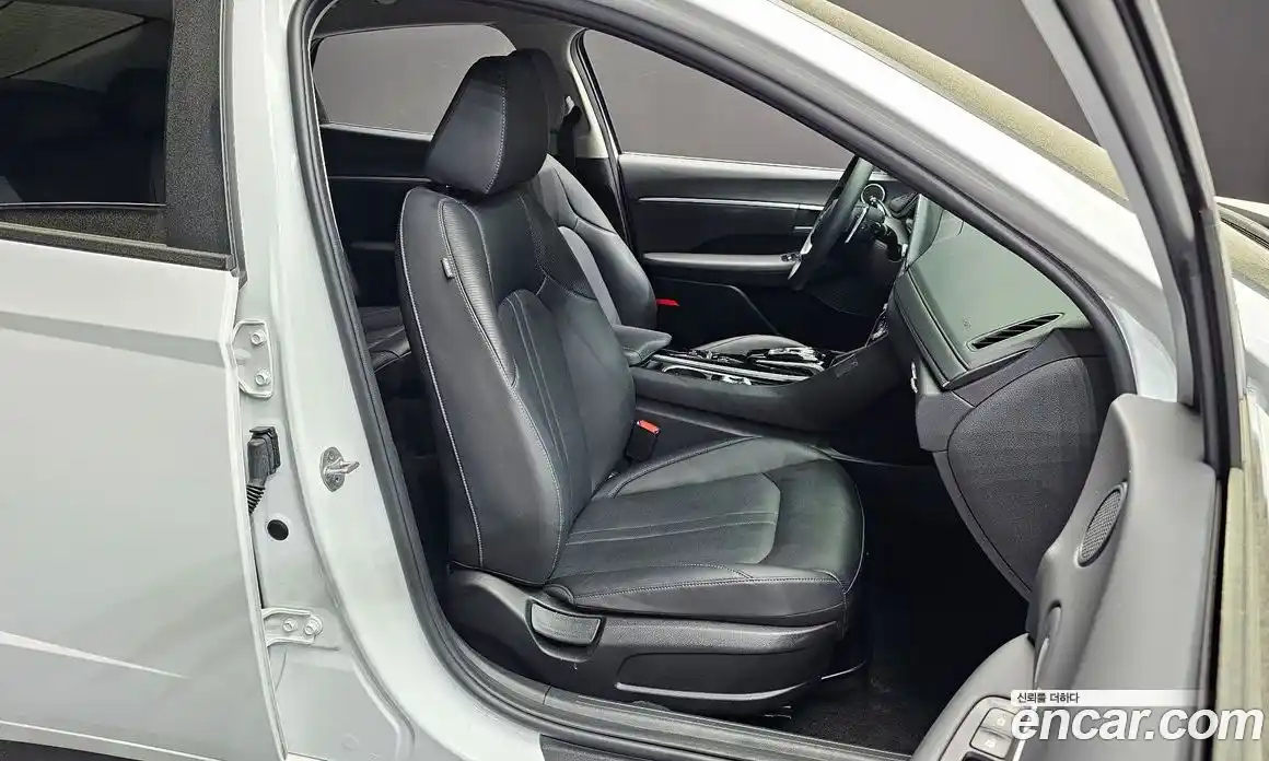 Hyundai Sonata 2022 2.0 гидро, фото 16