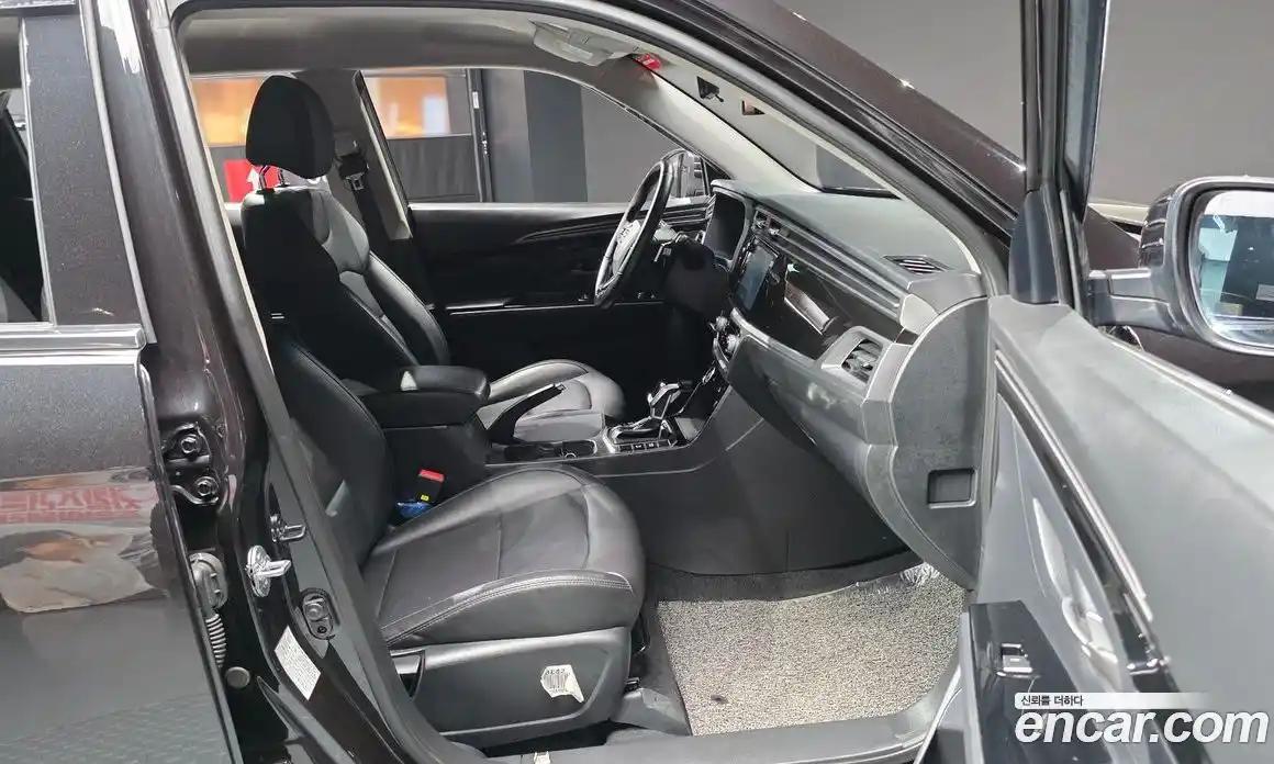 SsangYong Korando 2019 1.5 автомат (гидро), фото 16