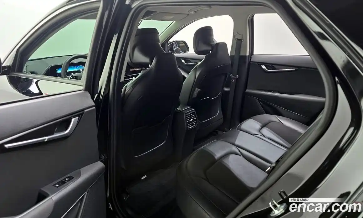 Kia Niro 2023 0.2 автомат (гидро), фото 21