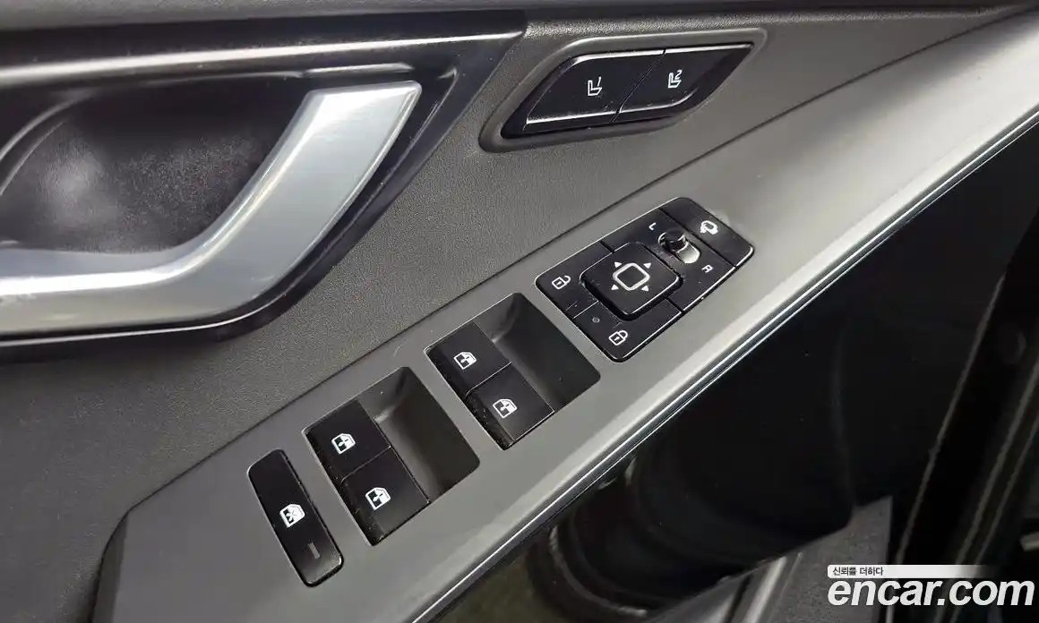 Kia Niro 2023 0.2 автомат (гидро), фото 28
