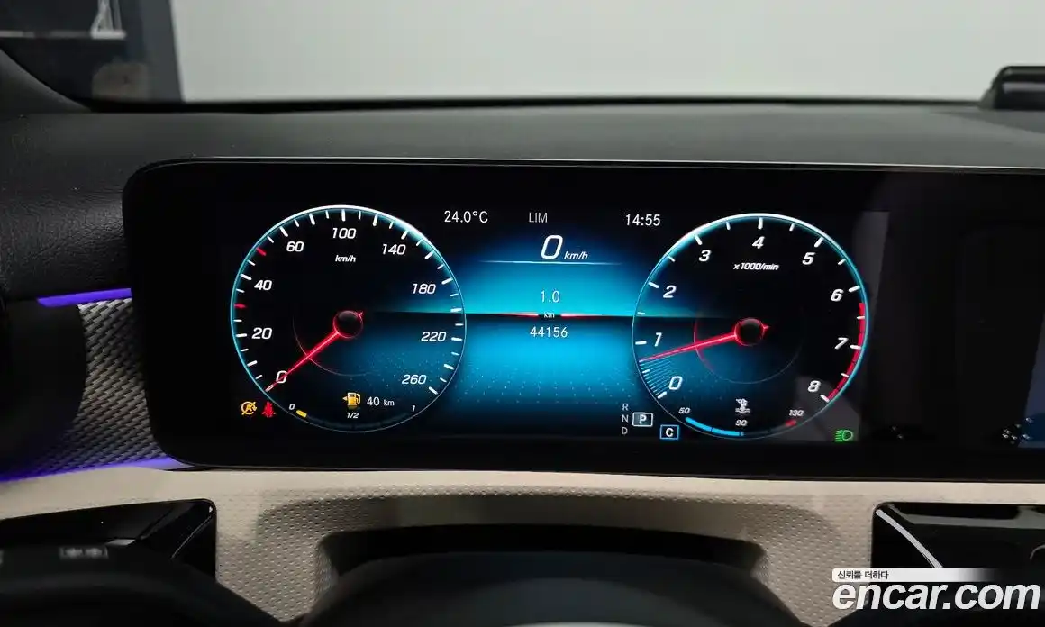 Mercedes-Benz A-Class 2021 2.0 гидро, фото 11