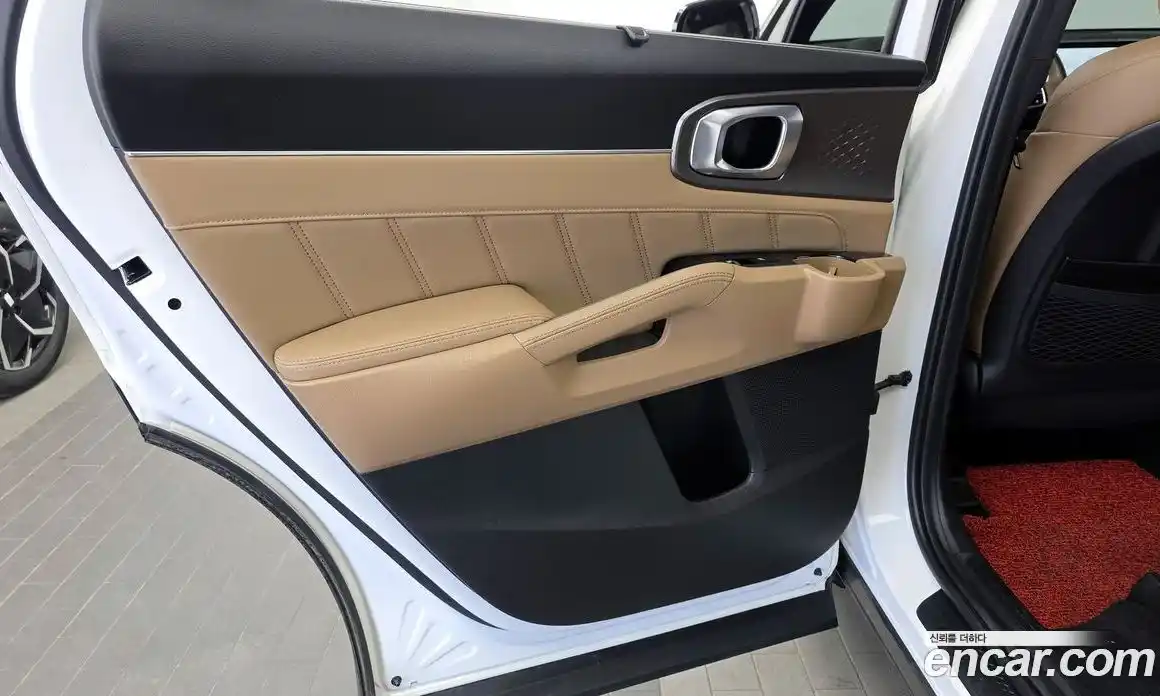 Kia Sorento 2024 2.5 гидро, фото 15