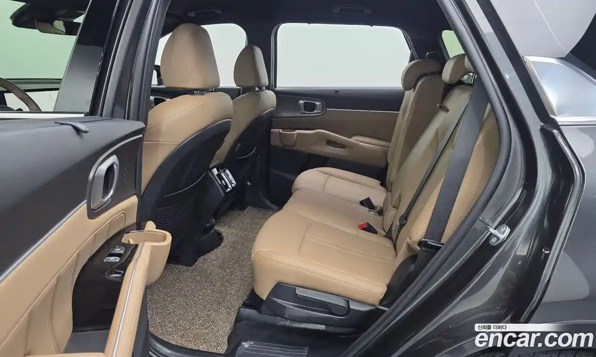 Kia Sorento 2024 1.6 автомат (гидро), фото 18