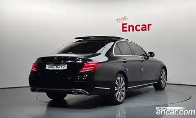 Mercedes-Benz E-Class 2019 3.0 гидро, миниатюра 2