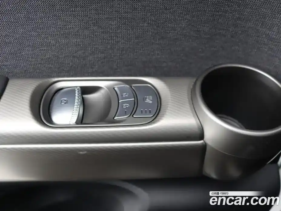 Genesis GV60 2023 0.4 гидро, фото 13