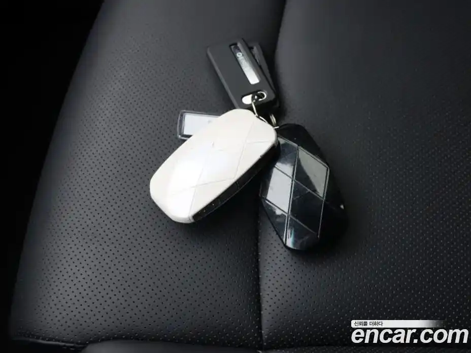 Genesis GV60 2023 0.4 гидро, фото 15