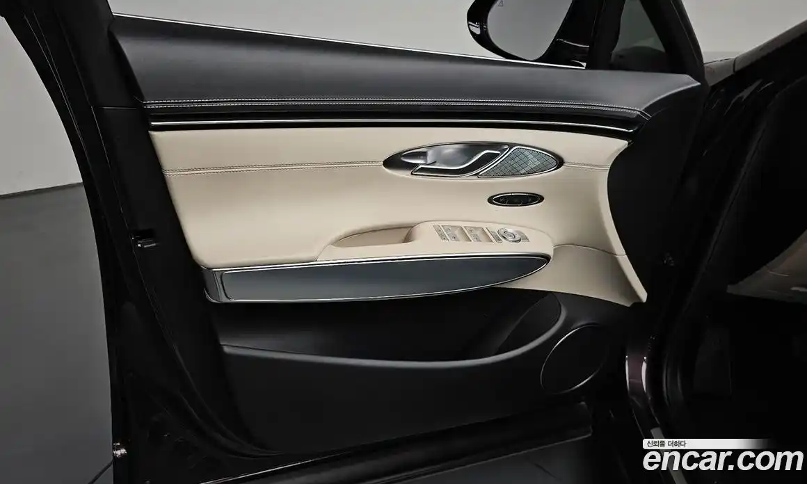 Genesis GV70 2021 2.5 автомат (гидро), фото 13