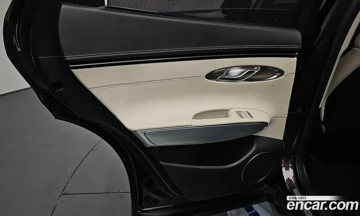 Genesis GV70 2021 2.5 автомат (гидро), фото 14