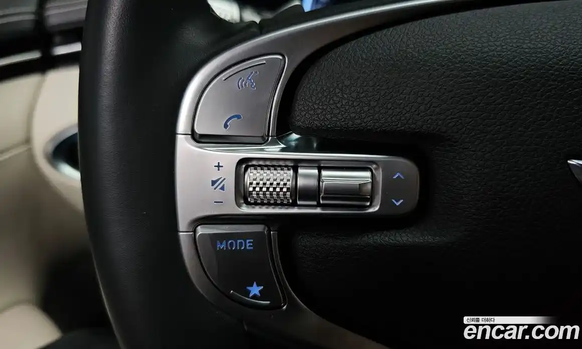 Genesis GV70 2021 2.5 автомат (гидро), фото 27