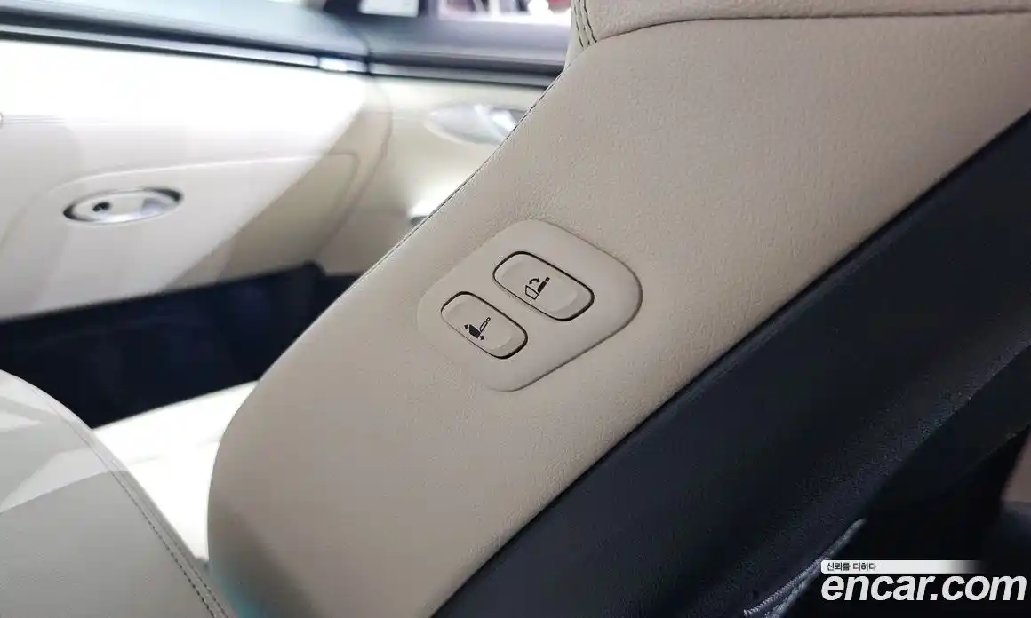 Genesis GV70 2021 2.5 автомат (гидро), фото 29