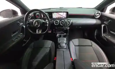 Mercedes-Benz A-Class 2020 2.0 гидро, миниатюра 7
