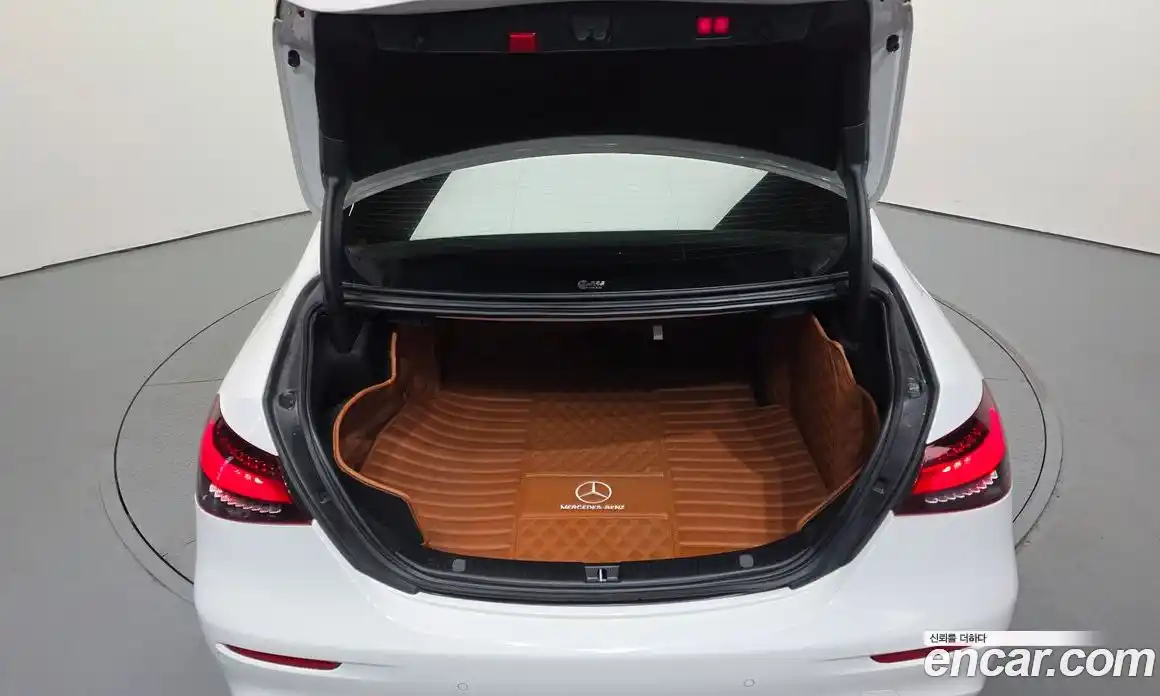 Mercedes-Benz E-Class 2021 2.0 гидро, фото 20