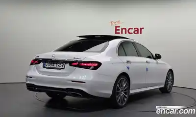 Mercedes-Benz E-Class 2021 2.0 гидро, миниатюра 2
