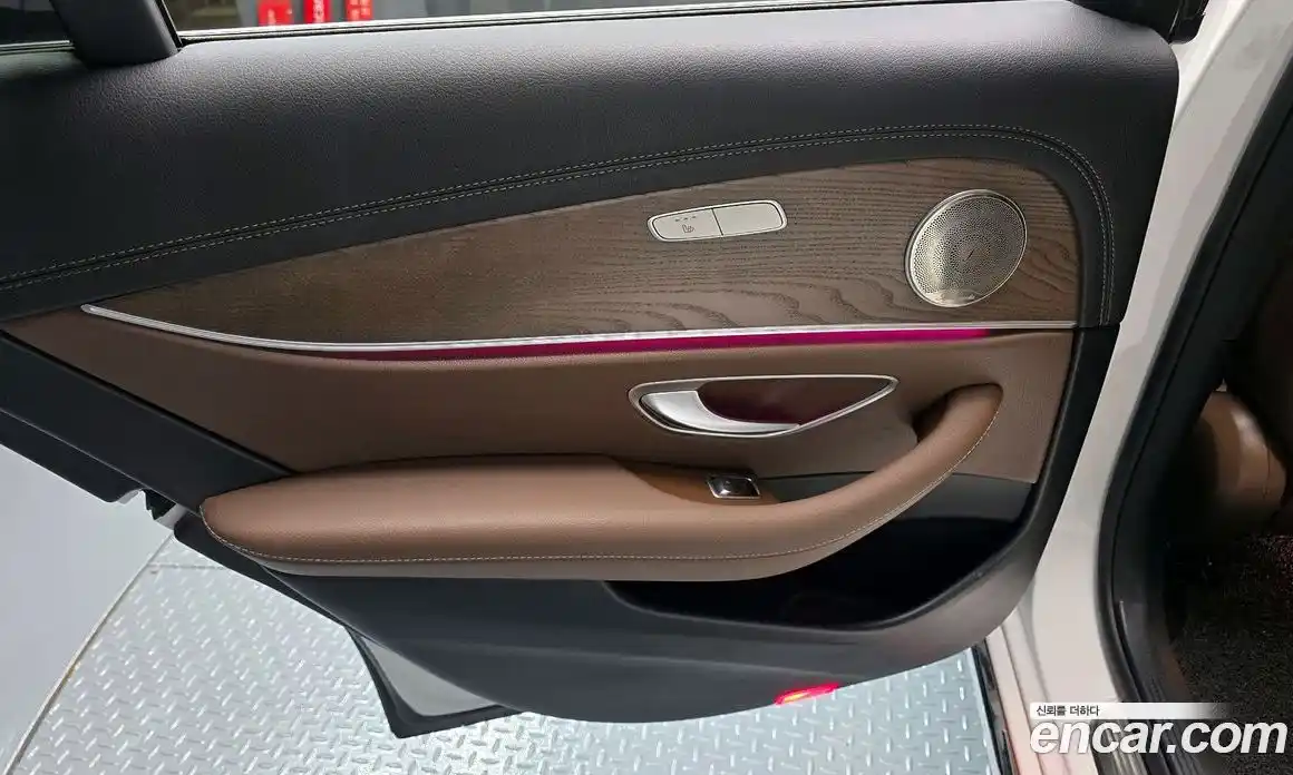 Mercedes-Benz E-Class 2021 2.0 автомат (гидро), фото 15