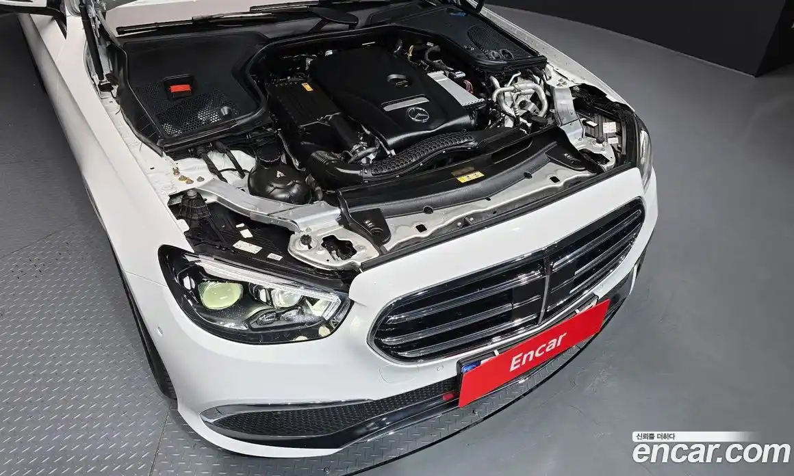 Mercedes-Benz E-Class 2021 2.0 автомат (гидро), фото 6