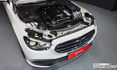 Mercedes-Benz E-Class 2021 2.0 автомат (гидро), миниатюра 6