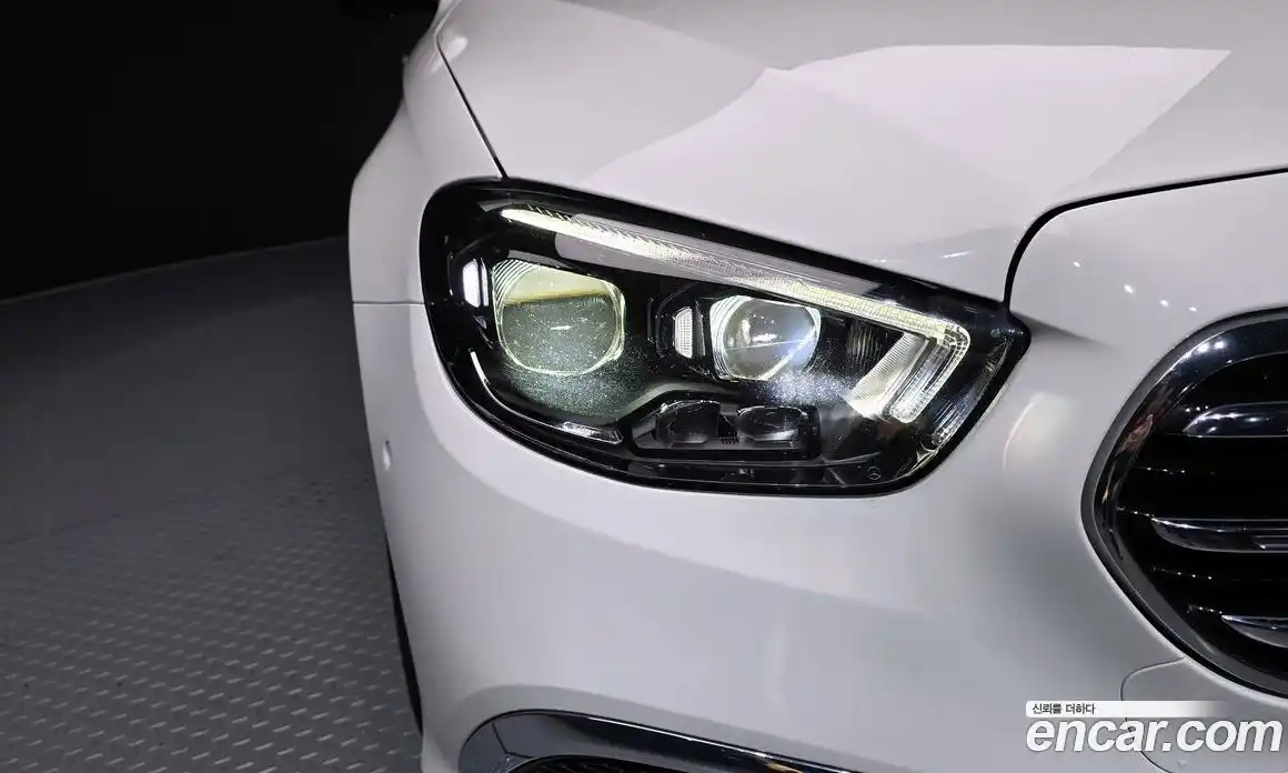 Mercedes-Benz E-Class 2021 2.0 автомат (гидро), фото 8
