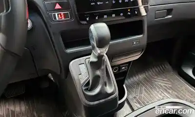 Hyundai Staria 2023 2.2 гидро, миниатюра 12