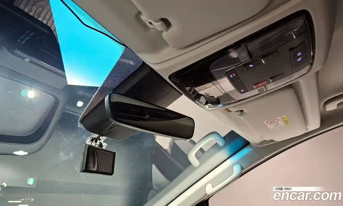 Hyundai Staria 2023 2.2 гидро, фото 27