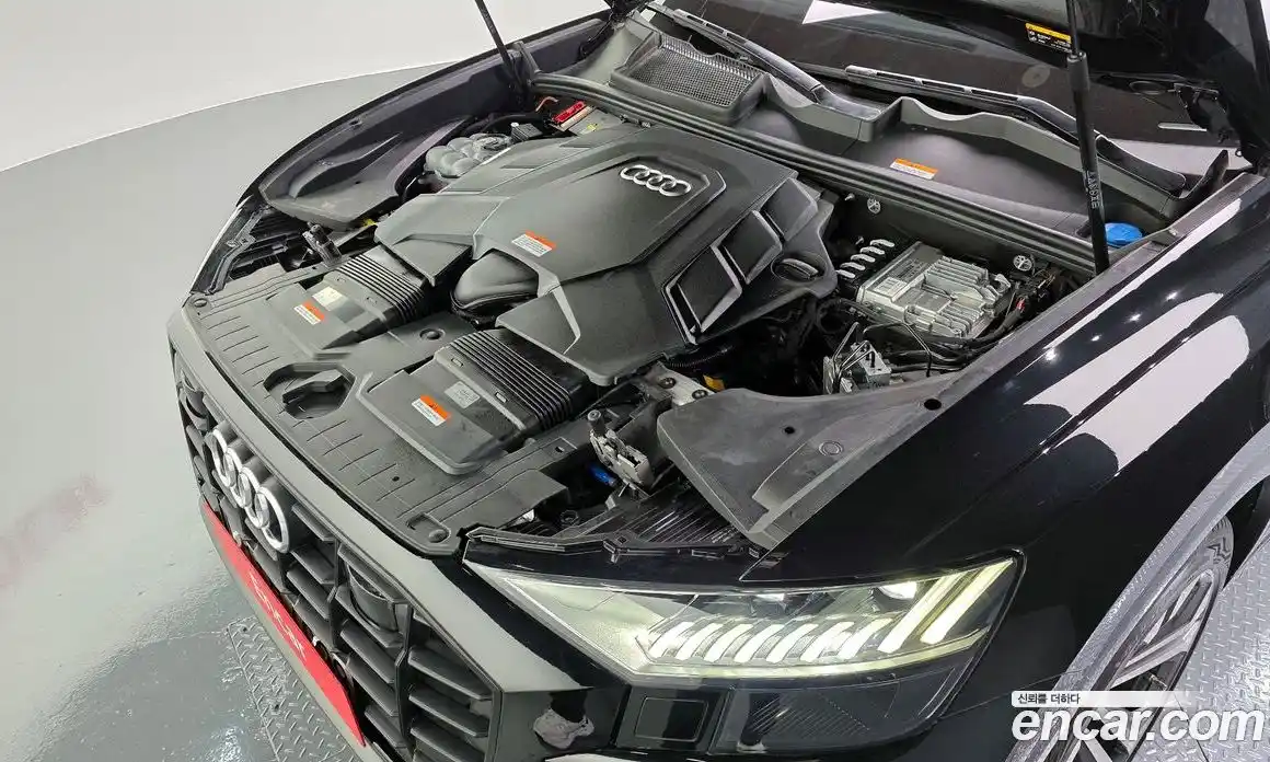 Audi Q8 2023 3.0 автомат (гидро), фото 6