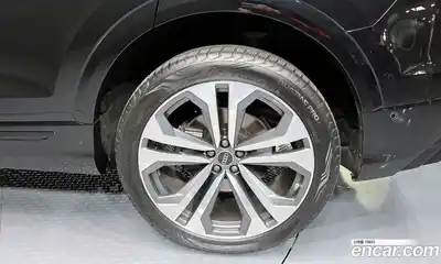 Audi Q8 2023 3.0 автомат (гидро), миниатюра 7