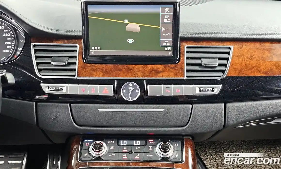 Audi A8 2011 3.0 автомат (гидро), фото 14