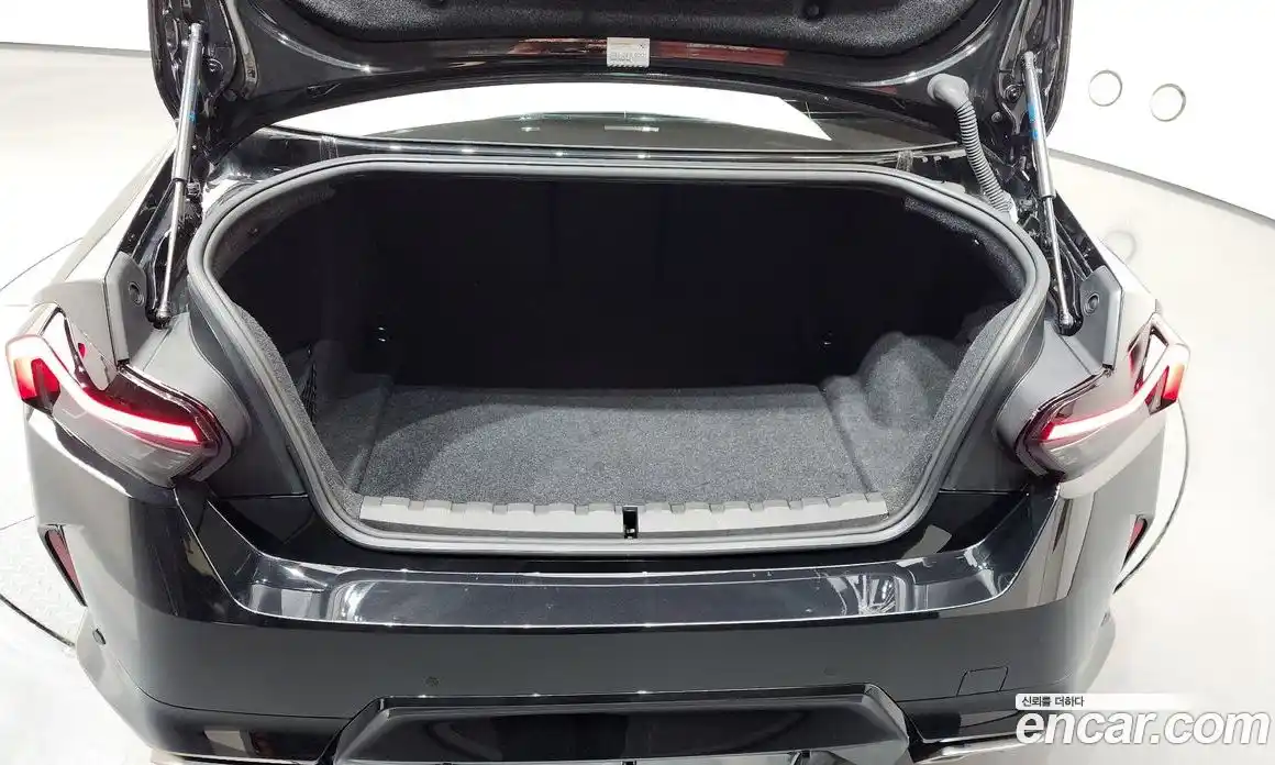 BMW 2-Series 2023 3.0 гидро, фото 23