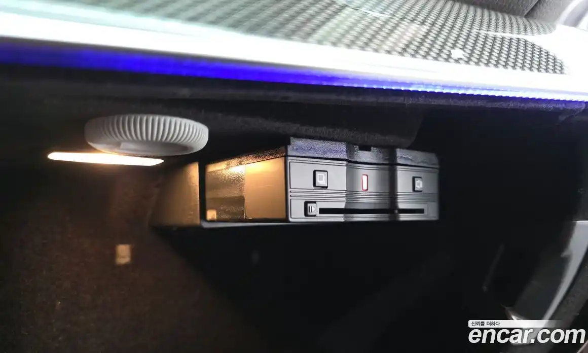 Mercedes-Benz CLS-Class 2020 1.9 гидро, фото 28