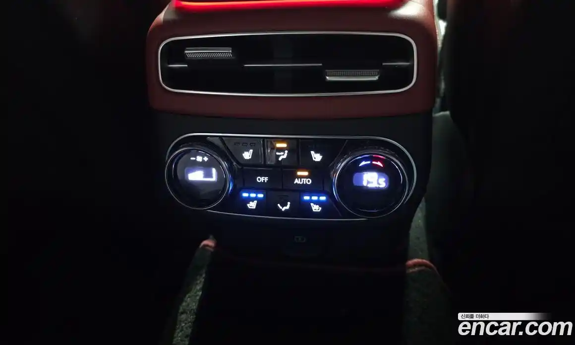 Genesis GV70 2021 2.5 автомат (гидро), фото 25