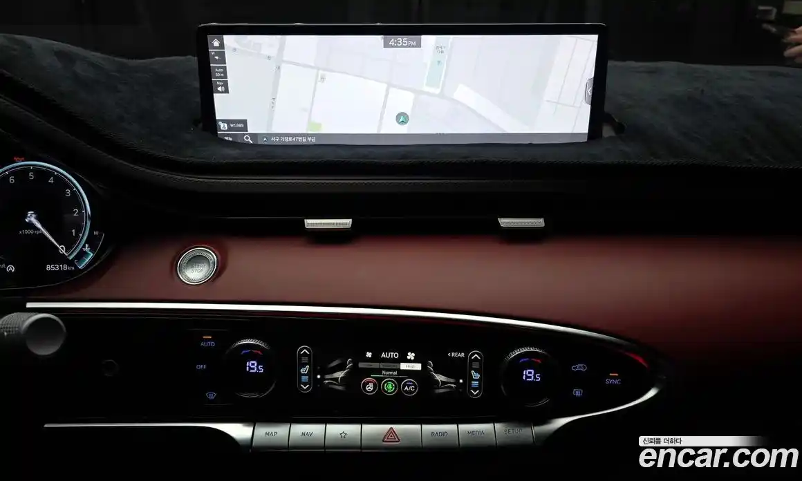 Genesis GV70 2021 2.5 автомат (гидро), фото 27