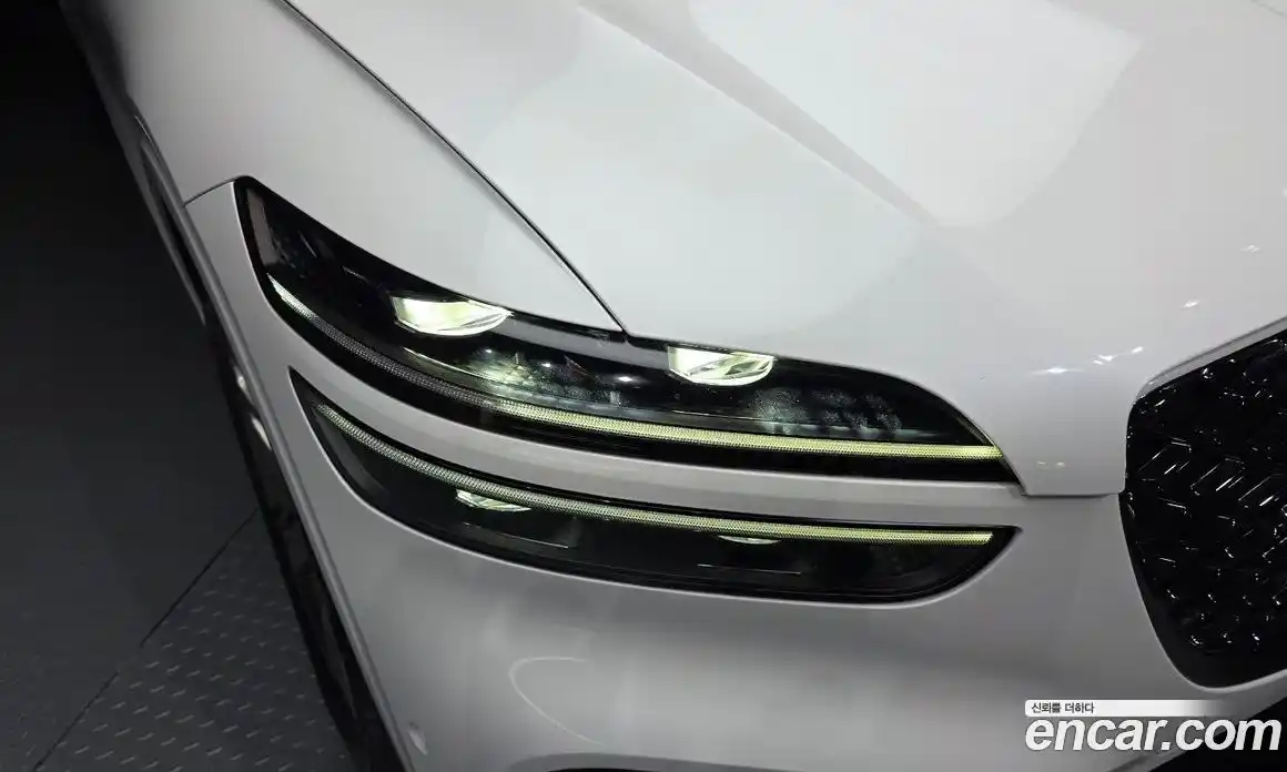 Genesis GV70 2021 2.5 автомат (гидро), фото 8