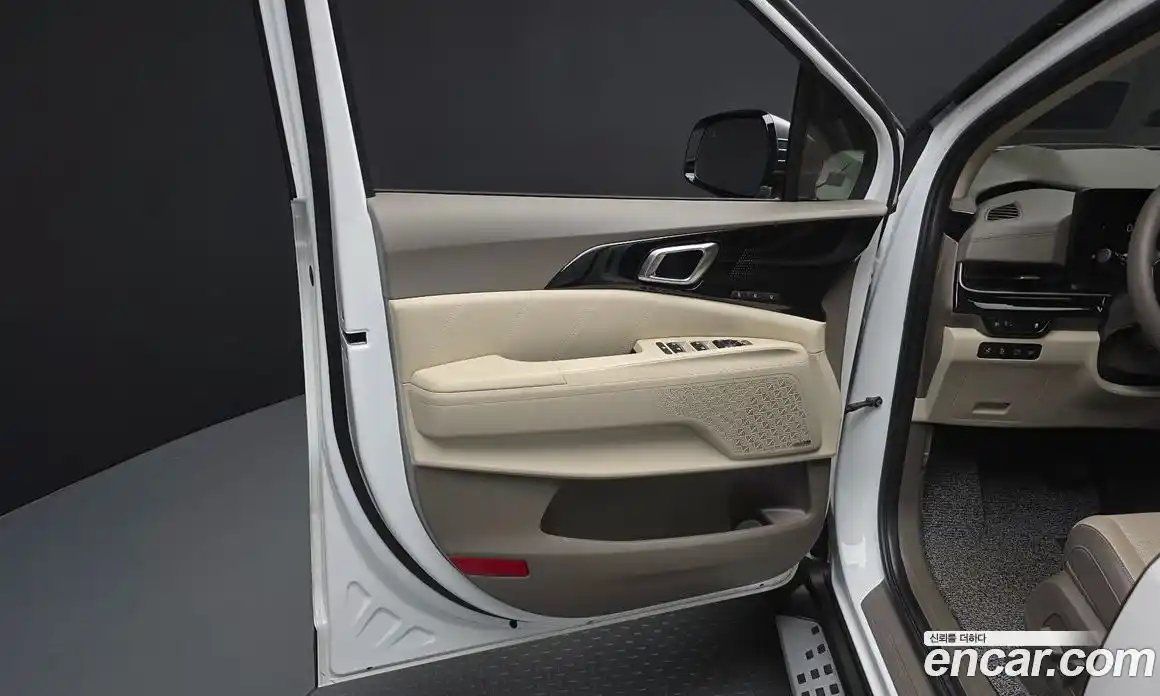 Kia Canival 2024 1.6 гидро, фото 15