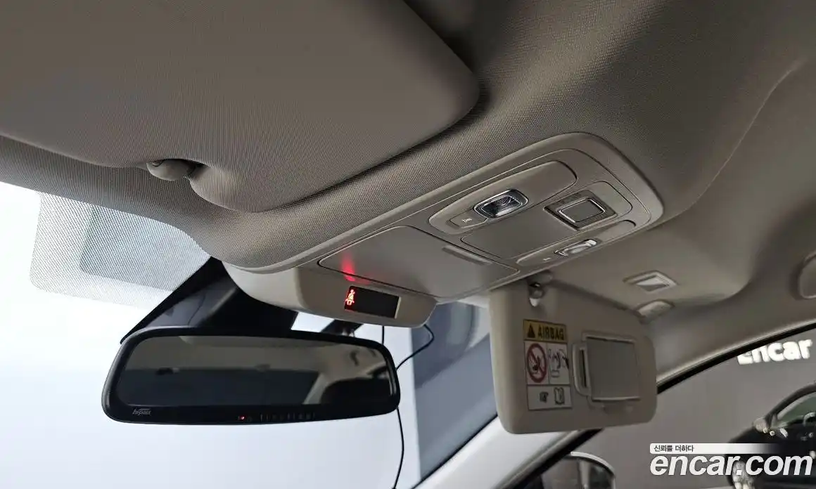Renault SM6 2022 1.3 гидро, фото 16