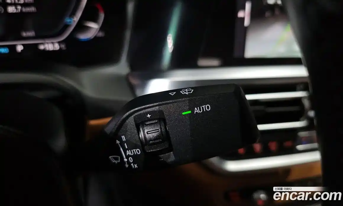 BMW 3-Series 2019 2.0 гидро, фото 28