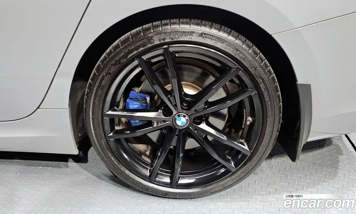 BMW 3-Series 2019 2.0 гидро, фото 7